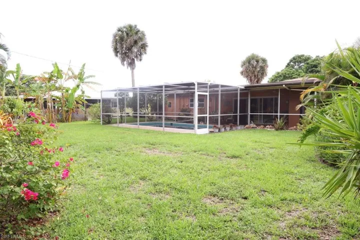 5227 Glade Ct, Cape Coral, Florida 33904