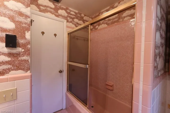 5227 Glade Ct, Cape Coral, Florida 33904