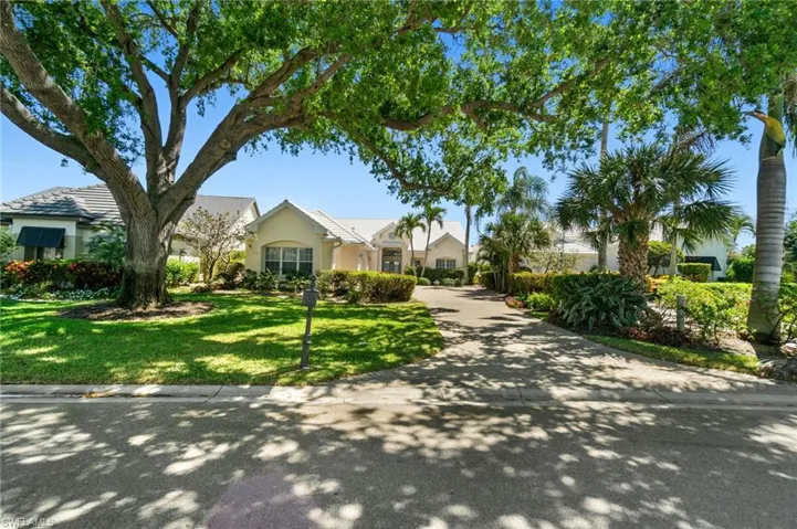 835  Ashburton  DR, Naples, FL 34110
