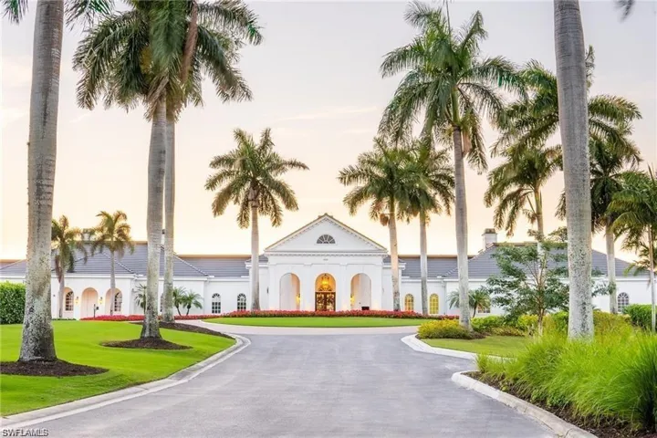 835  Ashburton  DR, Naples, FL 34110