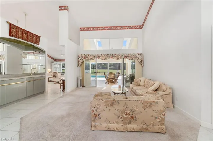 835  Ashburton  DR, Naples, FL 34110