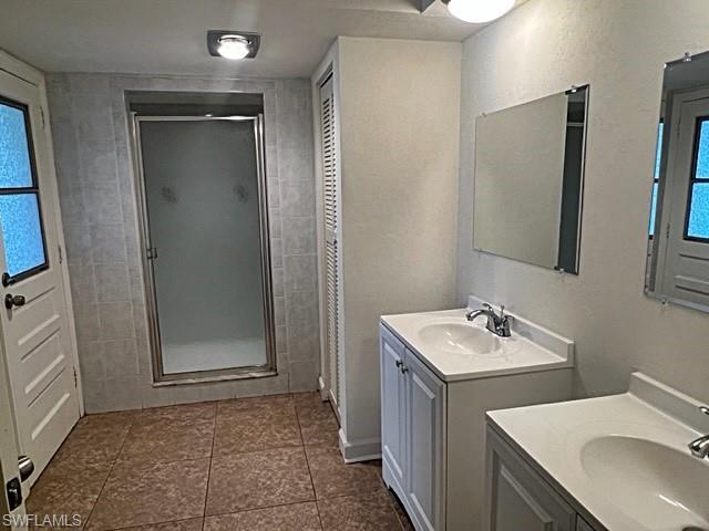 111 Lee BLVD, LEHIGH ACRES FL 33936