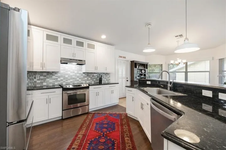 1367  Cypress Woods  DR, Naples, FL 34103