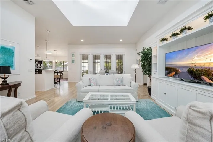 1367  Cypress Woods  DR, Naples, FL 34103