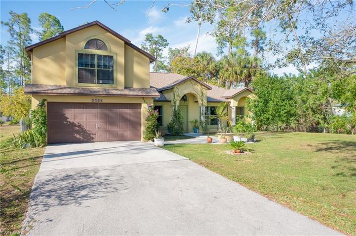 3761  14th NE AVE, Naples, FL 34120