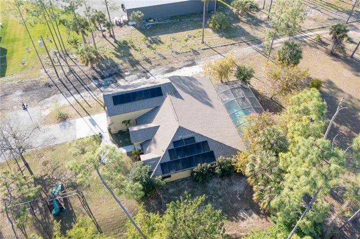3761  14th NE AVE, Naples, FL 34120