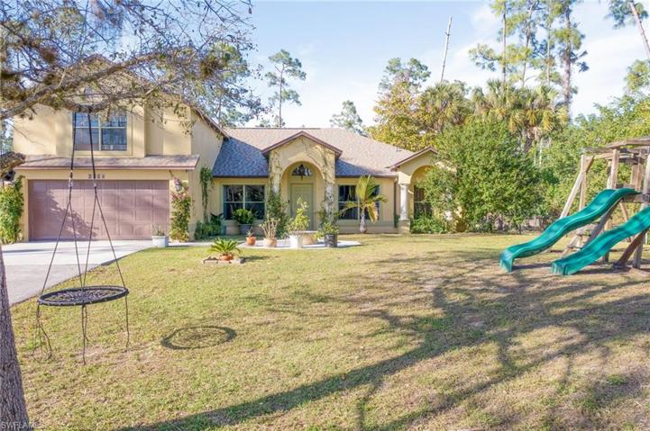 3761  14th NE AVE, Naples, FL 34120