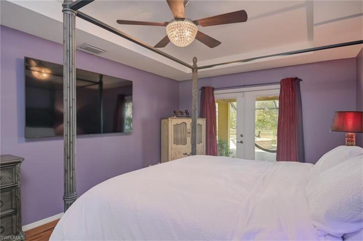 3761  14th NE AVE, Naples, FL 34120