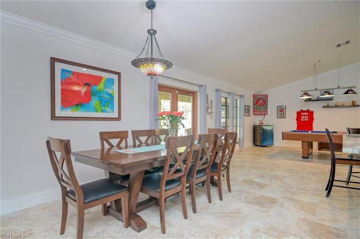 3761  14th NE AVE, Naples, FL 34120