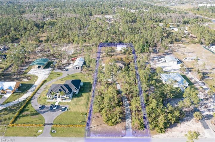 3761  14th NE AVE, Naples, FL 34120
