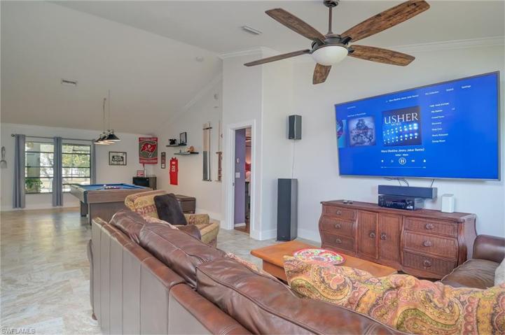 3761  14th NE AVE, Naples, FL 34120