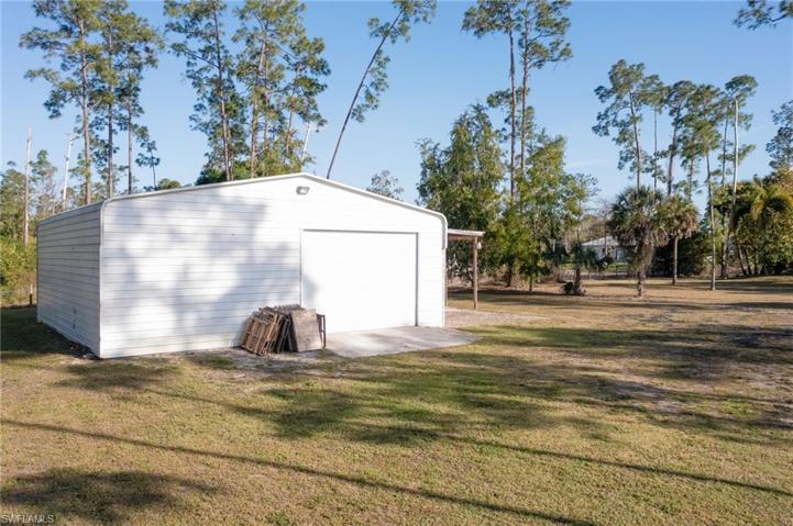 3761  14th NE AVE, Naples, FL 34120