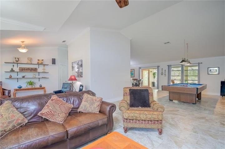3761  14th NE AVE, Naples, FL 34120