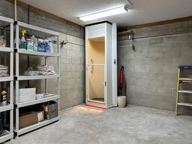 Private Elevator
