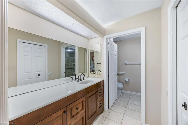 28064 Cavendish Ct 2401, Bonita Springs, Florida 34135