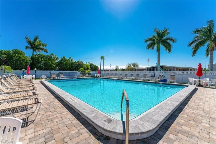 3584 Celestial Way, North Fort Myers, Florida 33903