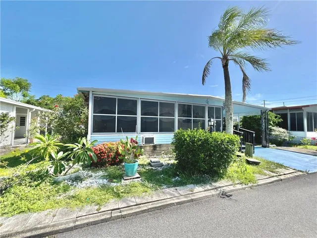 3584 Celestial Way, North Fort Myers, Florida 33903