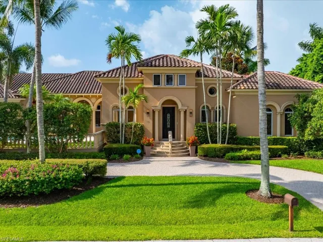 550 21st Ave S, Naples, Florida 34102