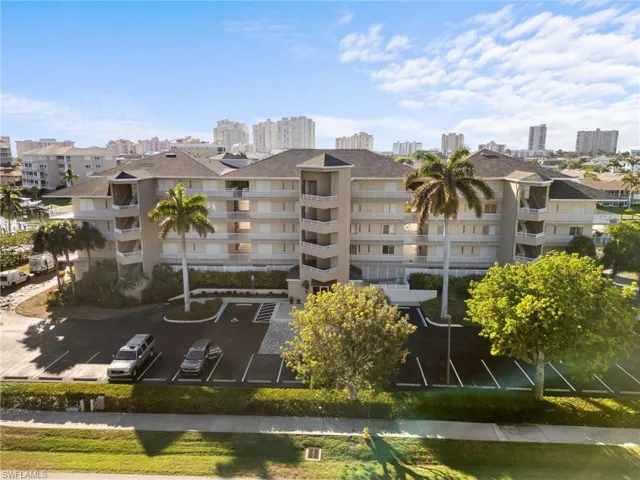 870 Collier Ct 406, Marco Island, Florida 34145