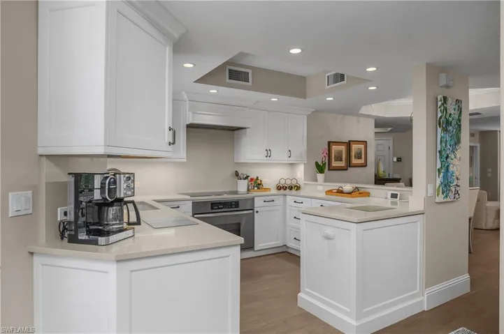 7225 Pelican Bay Blvd 302, Naples, Florida 34108