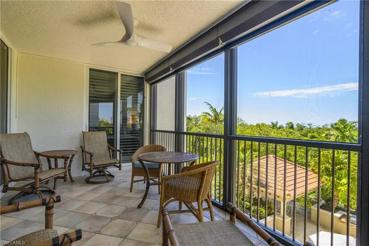 West Side Lanai