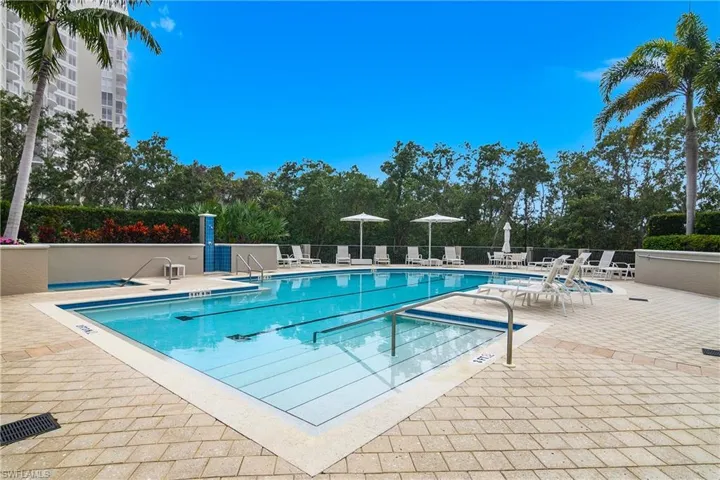 7225 Pelican Bay Blvd 302, Naples, Florida 34108