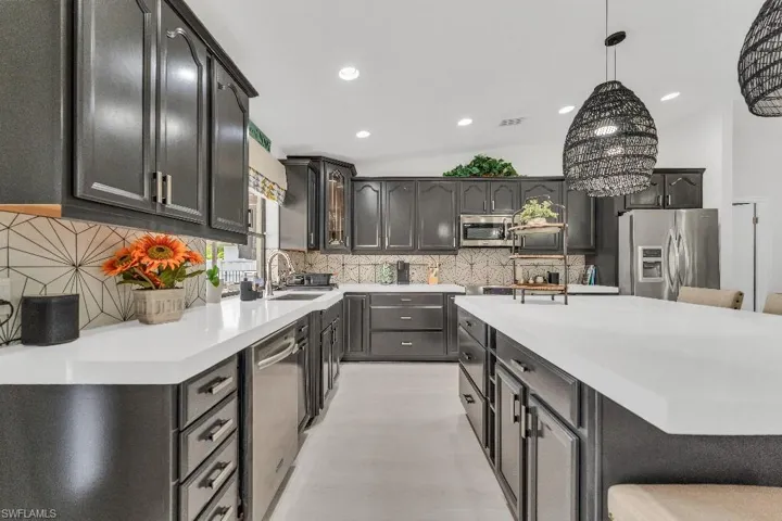 10722 NW 20th  DR, Coral Springs, FL 33071