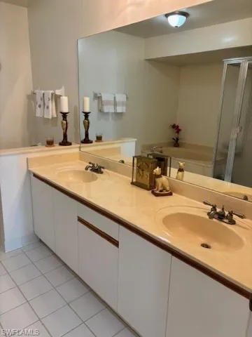 333 Sunrise Cay # 2, Naples, Florida 34114