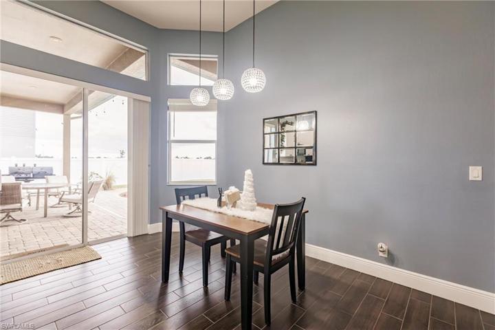 Breakfast Nook