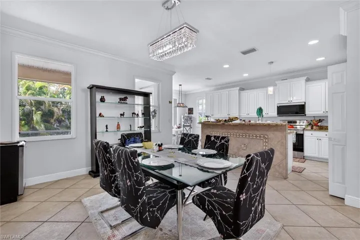 9377  Scarlette Oak  AVE, Fort Myers, FL 33967