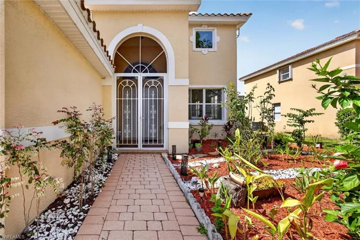9377  Scarlette Oak  AVE, Fort Myers, FL 33967