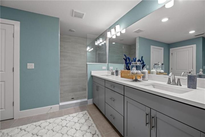 *DISCLAIMER: Renderings, Photos, Virtual Tours are of like model and are used for display purpose only, actual property may vary.