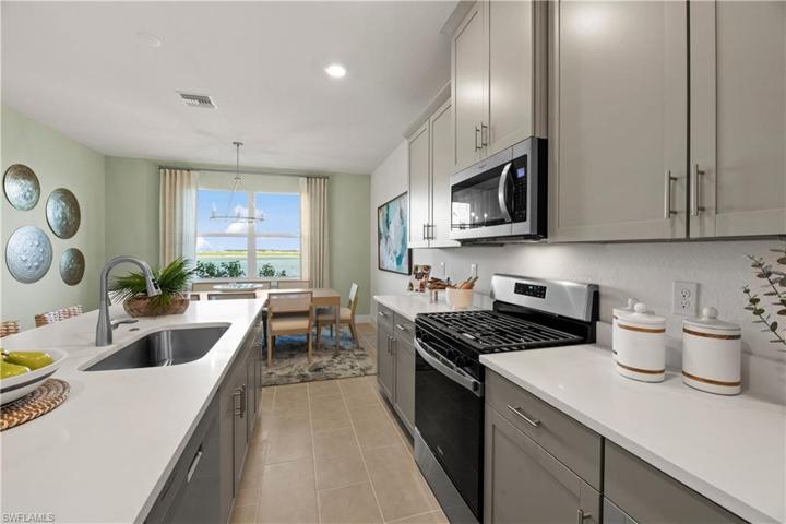 *DISCLAIMER: Renderings, Photos, Virtual Tours are of like model and are used for display purpose only, actual property may vary.