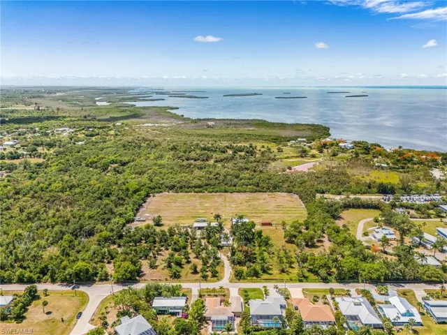7535 Caloosa Dr, Bokeelia, Florida 33922