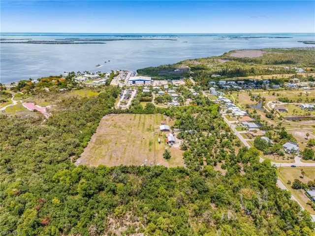 7535 Caloosa Dr, Bokeelia, Florida 33922