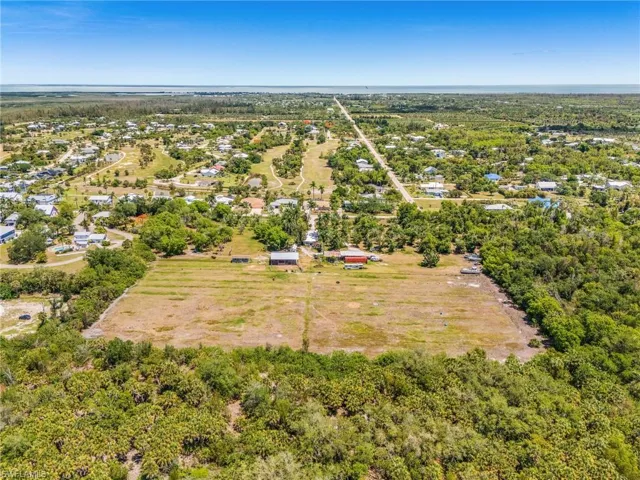 7535 Caloosa Dr, Bokeelia, Florida 33922
