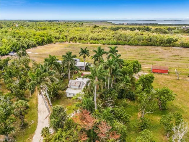 7535 Caloosa Dr, Bokeelia, Florida 33922