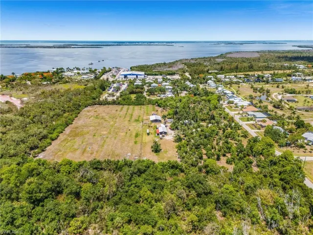7535 Caloosa Dr, Bokeelia, Florida 33922