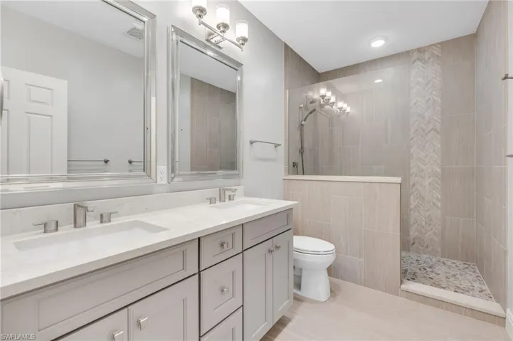 Guest Bathroom 3