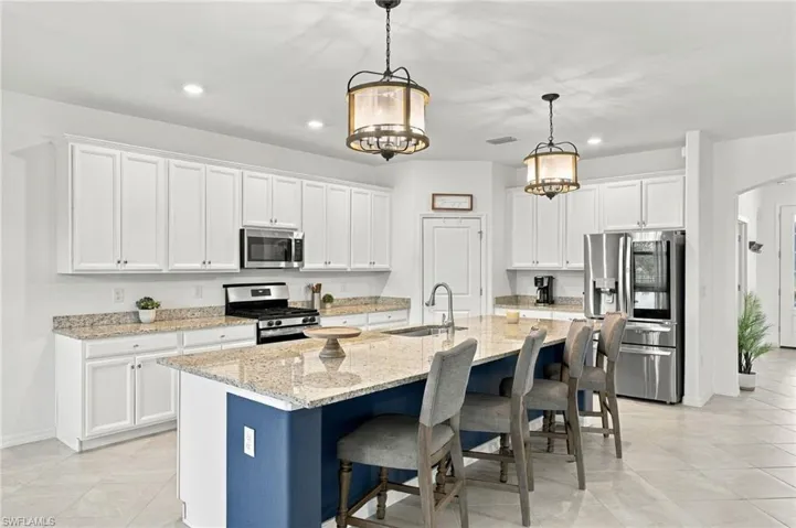 17601 Palmetto Pass Ln, Punta Gorda, Florida 33982