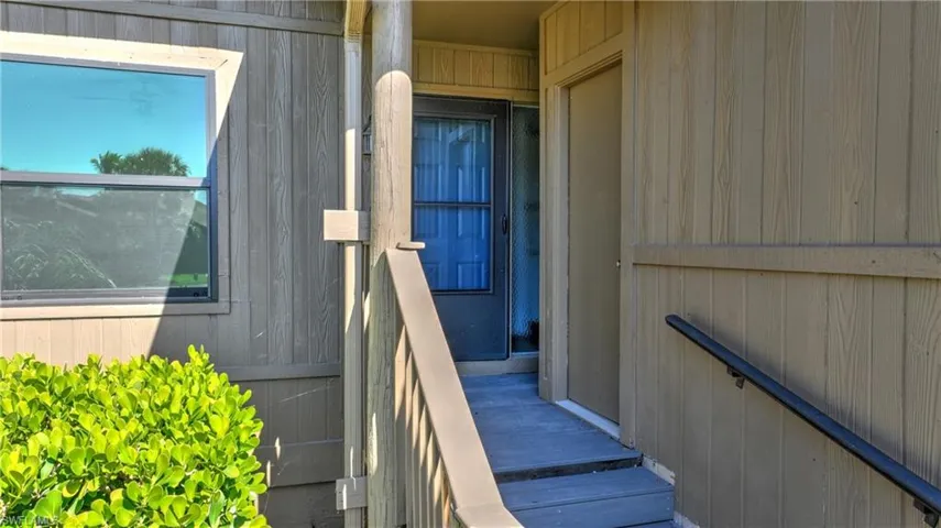 Front entrance to property