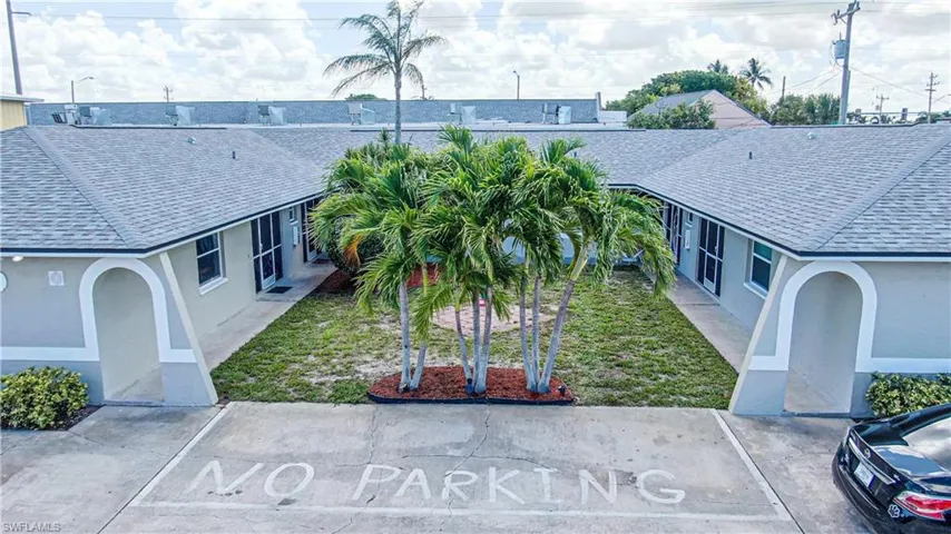 3331 SE 15th  PL, Cape Coral, FL 33904