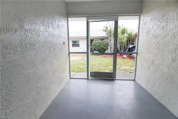 Unit 4 vacant