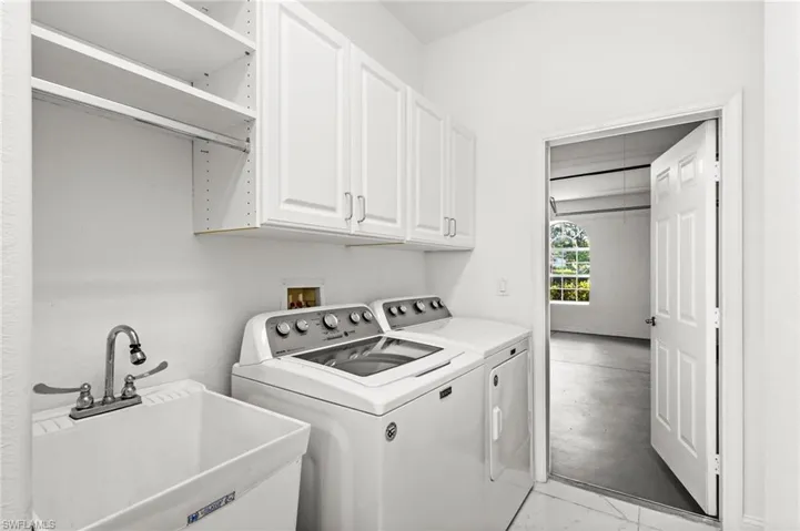 3972 Ruxton Rd, Naples, Florida 34116