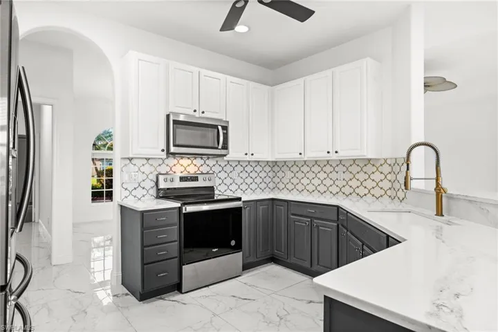 3972 Ruxton Rd, Naples, Florida 34116