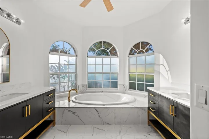 3972 Ruxton Rd, Naples, Florida 34116