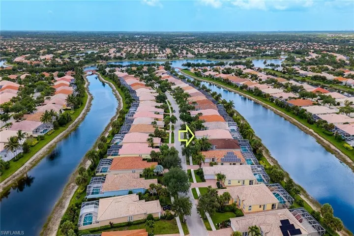 7935 Valentina Ct, Naples, Florida 34114