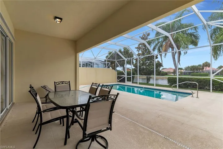 7935 Valentina Ct, Naples, Florida 34114