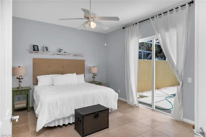 7935 Valentina Ct, Naples, Florida 34114