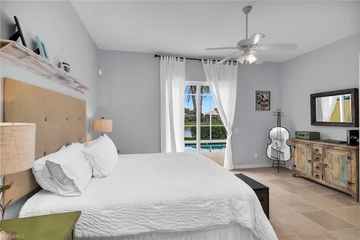 7935 Valentina Ct, Naples, Florida 34114